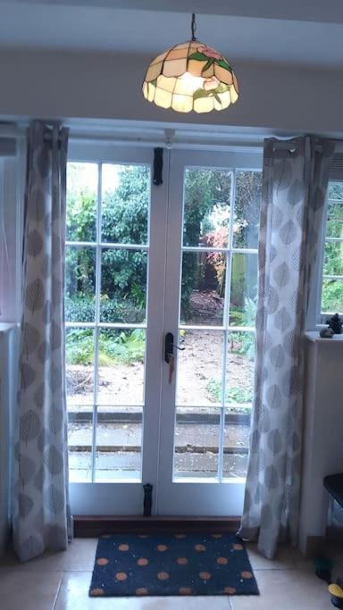 Cosy Cottage+ Secluded Garden Holiday home